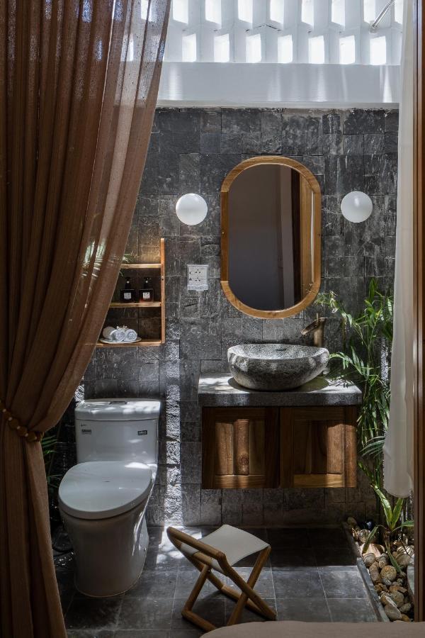 Limdim Here Hue Exterior photo