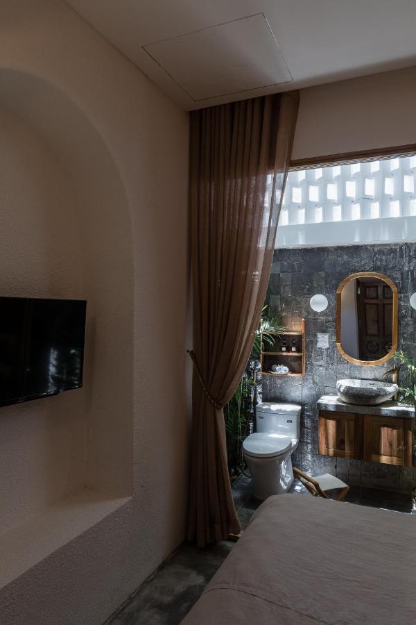 Limdim Here Hue Exterior photo